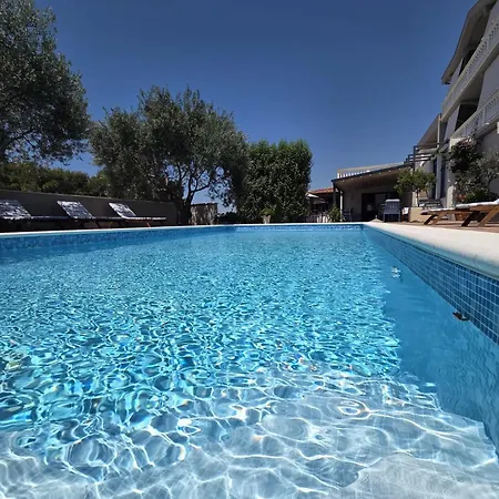 Stipe Hotel Drage